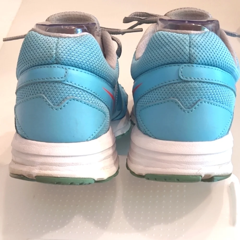 Nike Air Relentless Sneaker Breathable Mesh Swoosh Lace Up Low /Mid Top Walking